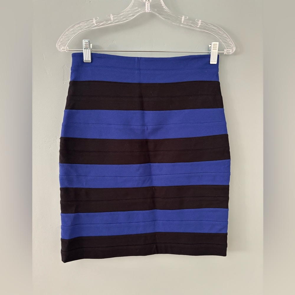 Clearance: Express Womens Slim Striped Pencil Skirt Sz 2 Royal Blue & Black